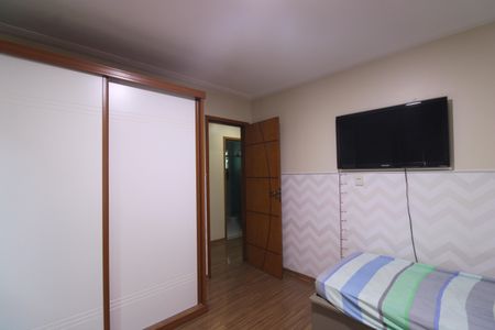 Casa de condomínio à venda com 250m², 3 quartos e 2 vagasQuarto 2