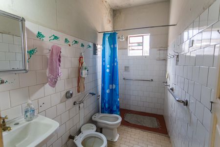 Casa à venda com 148m², 4 quartos e 1 vaga Casa à venda com 148m², 4 quartos e 1 vagaBanheiro Social