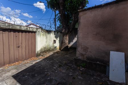 Casa à venda com 148m², 4 quartos e 1 vaga Casa à venda com 148m², 4 quartos e 1 vagaGaragem/Entrada