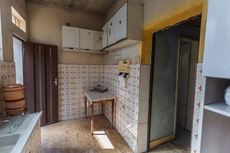 Casa à venda com 148m², 4 quartos e 1 vaga Casa à venda com 148m², 4 quartos e 1 vagaCozinha