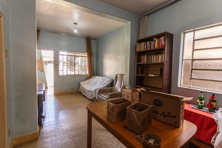 Sala de casa à venda com 4 quartos, 80m² em Horto Florestal, Belo Horizonte
