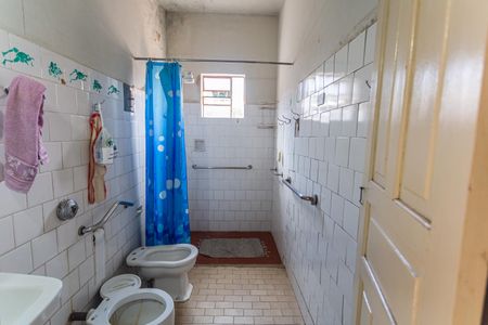 Casa à venda com 148m², 4 quartos e 1 vaga Casa à venda com 148m², 4 quartos e 1 vagaBanheiro Social