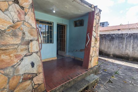 Casa à venda com 148m², 4 quartos e 1 vaga Casa à venda com 148m², 4 quartos e 1 vagaGaragem/Entrada