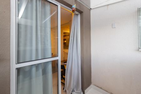 Sacada de apartamento à venda com 2 quartos, 41m² em Cidade Líder, São Paulo