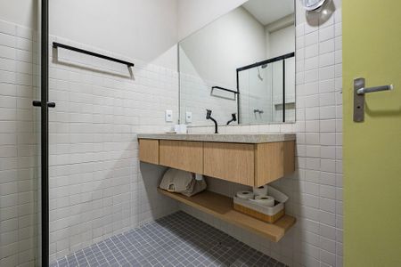 Apartamento à venda com 81m², 2 quartos e sem vagaBanheiro