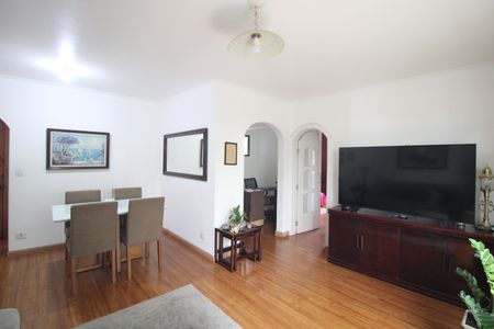 Apartamento à venda com 77m², 2 quartos e 2 vagasSala
