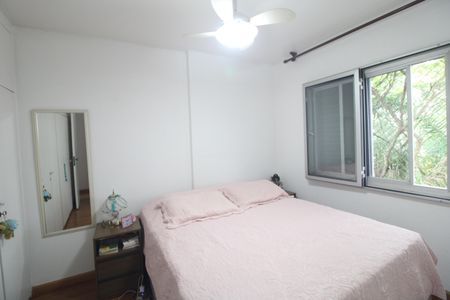 Apartamento à venda com 77m², 2 quartos e 2 vagasQuarto 1