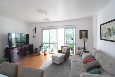 Apartamento à venda com 77m², 2 quartos e 2 vagasSala