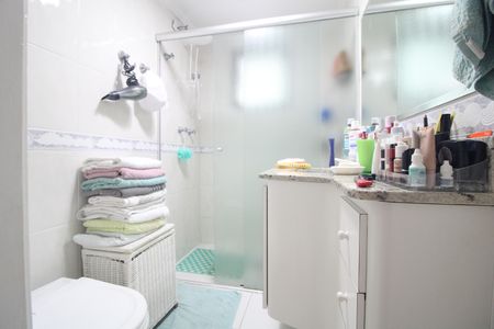 Apartamento à venda com 77m², 2 quartos e 2 vagasBanheiro