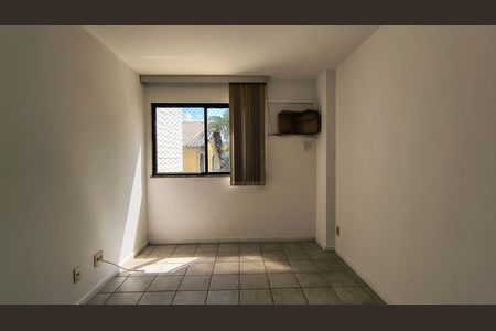 Apartamento à venda com 79m², 3 quartos e 1 vagaSuíte 