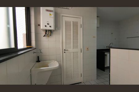 Apartamento à venda com 79m², 3 quartos e 1 vagaCozinha e Área de Serviço 