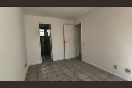 Apartamento à venda com 79m², 3 quartos e 1 vagaSuíte 