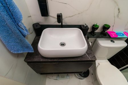 Apartamento à venda com 60m², 3 quartos e 1 vagaBanheiro 2