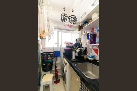 Apartamento à venda com 60m², 3 quartos e 1 vagaÁrea de Serviço