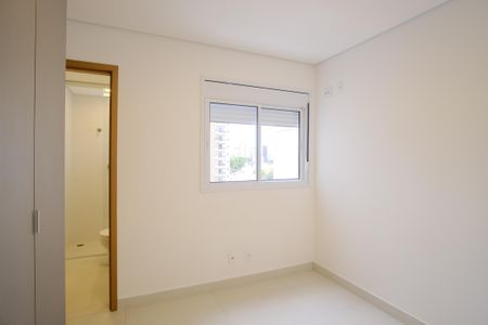 Apartamento para alugar com 81m², 2 quartos e 2 vagasSuíte 2
