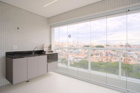 Apartamento para alugar com 81m², 2 quartos e 2 vagasVaranda