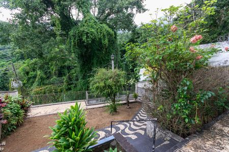 Casa à venda com 300m², 3 quartos e 1 vagaQuintal