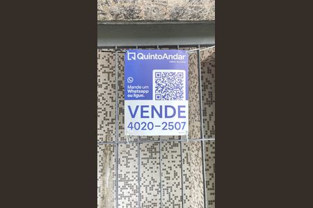Casa à venda com 300m², 3 quartos e 1 vaga Casa à venda com 300m², 3 quartos e 1 vagaPlaquinha