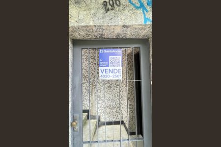 Casa à venda com 300m², 3 quartos e 1 vaga Casa à venda com 300m², 3 quartos e 1 vagaPlaquinha