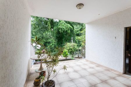Casa à venda com 300m², 3 quartos e 1 vagaQuintal