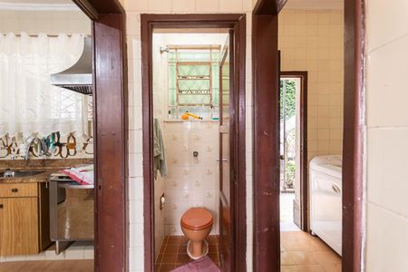 Casa à venda com 300m², 3 quartos e 1 vagaBanheiro de serviço