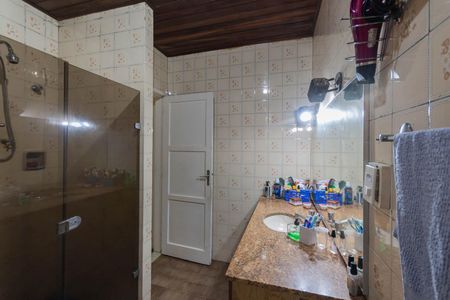 Casa à venda com 300m², 3 quartos e 1 vagaBanheiro