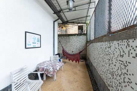 Casa à venda com 300m², 3 quartos e 1 vagaQuintal