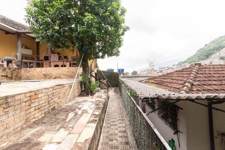 Casa à venda com 300m², 3 quartos e 1 vagaQuintal