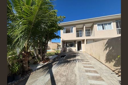 Casa de condomínio para alugar com 166m², 3 quartos e 2 vagas Casa de condomínio para alugar com 166m², 3 quartos e 2 vagasÁrea externa