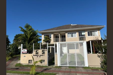 Casa de condomínio para alugar com 166m², 3 quartos e 2 vagas Casa de condomínio para alugar com 166m², 3 quartos e 2 vagasFachada