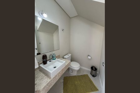 Casa de condomínio para alugar com 166m², 3 quartos e 2 vagas Casa de condomínio para alugar com 166m², 3 quartos e 2 vagasBanheiro