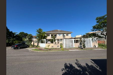 Casa de condomínio para alugar com 166m², 3 quartos e 2 vagas Casa de condomínio para alugar com 166m², 3 quartos e 2 vagasÁrea externa