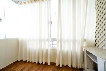 Apartamento à venda com 60m², 2 quartos e 1 vagaVaranda