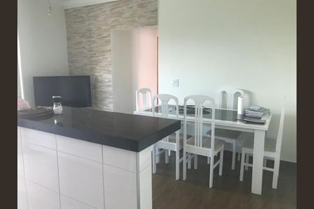 Apartamento à venda com 63m², 2 quartos e 2 vagasCozinha