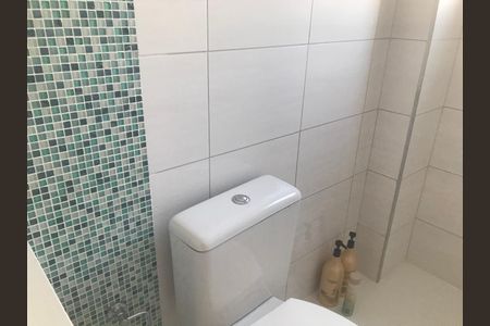 Apartamento à venda com 63m², 2 quartos e 2 vagasBanheiro