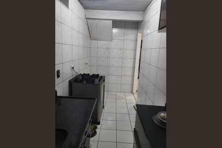 Cozinha de casa de condomínio para alugar com 2 quartos, 58m² em Campo Alegre, Nova Iguaçu
