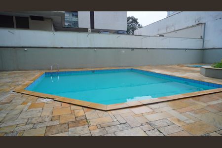 Apartamento à venda com 111m², 3 quartos e 1 vagaÁrea comum - Piscina