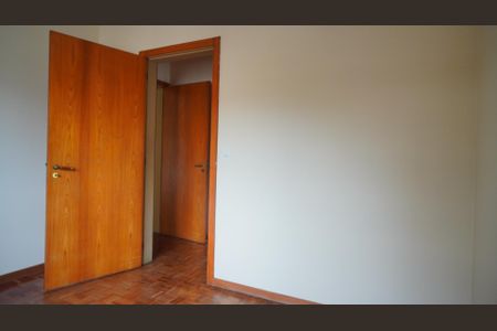 Apartamento à venda com 111m², 3 quartos e 1 vagaQuarto 2
