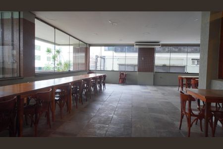 Apartamento à venda com 111m², 3 quartos e 1 vagaÁrea comum - Salão de festas 2