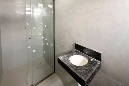 Banheiro Social de kitnet/studio para alugar com 1 quarto, 26m² em Jardim do Mar, São Bernardo do Campo