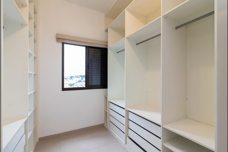 Apartamento para alugar com 84m², 4 quartos e 2 vagasQuarto 3 / Closet