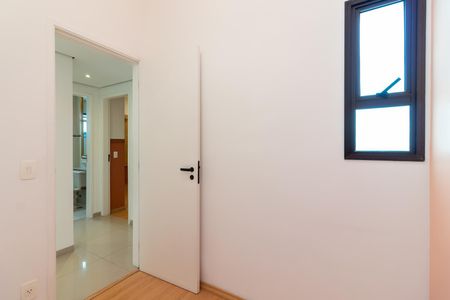 Apartamento para alugar com 84m², 4 quartos e 2 vagasQuarto 4