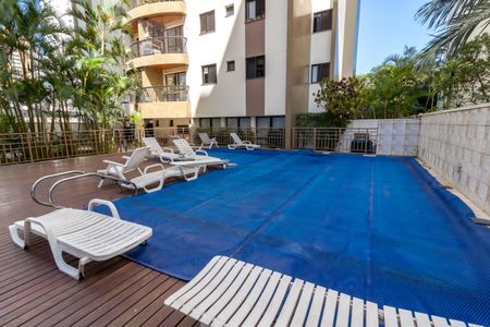 Apartamento para alugar com 84m², 4 quartos e 2 vagasÁrea comum - Piscina