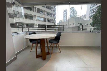 Apartamento para alugar com 34m², 1 quarto e sem vaga Apartamento para alugar com 34m², 1 quarto e sem vagaVaranda