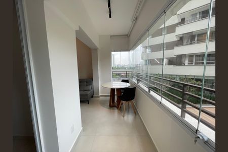 Apartamento para alugar com 34m², 1 quarto e sem vaga Apartamento para alugar com 34m², 1 quarto e sem vagaVaranda