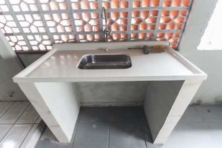 Casa para alugar com 5m², 2 quartos e 1 vagaSacada