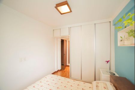 Apartamento à venda com 76m², 2 quartos e 1 vagaSuíte