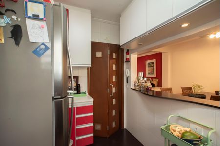 Apartamento à venda com 76m², 2 quartos e 1 vagaCozinha