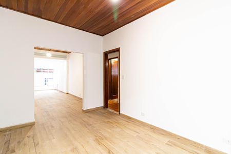 Casa para alugar com 120m², 2 quartos e 1 vaga Casa para alugar com 120m², 2 quartos e 1 vagaSala de Jantar