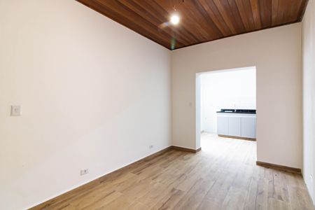 Casa para alugar com 120m², 2 quartos e 1 vaga Casa para alugar com 120m², 2 quartos e 1 vagaSala de Jantar